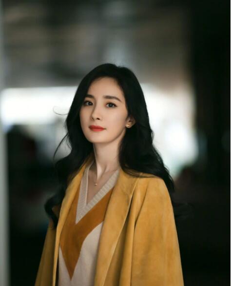 杨幂中国内地女演员、歌手、制片人